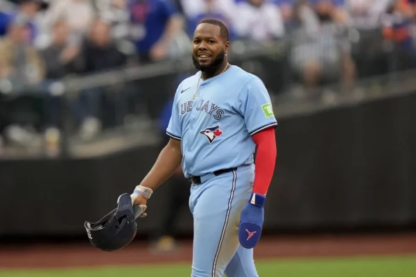 Vladimir Guerrero Jr en el terreno