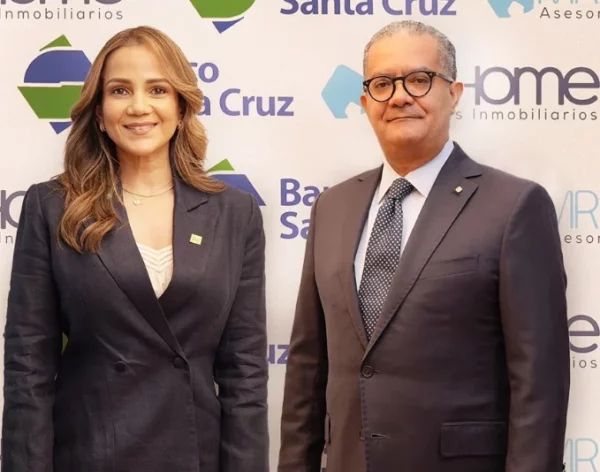 Elizabeth Santiago y Rafael Jiminián.