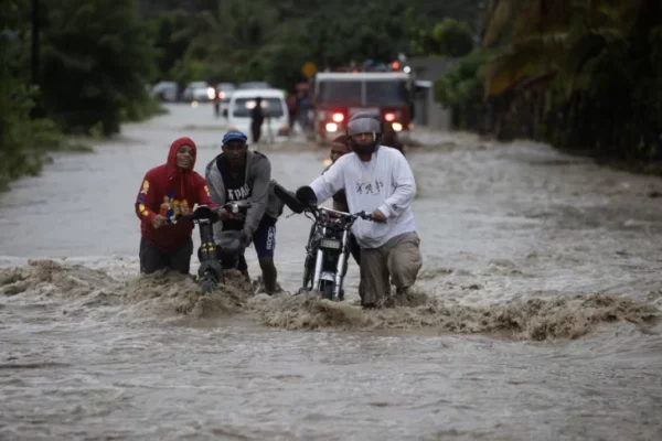 Lluvias provocan inundaciones