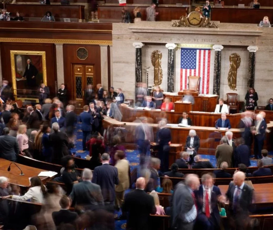 La Cámara de Representantes aprobó grabar las remesas enviadas desde Estados Unidos.