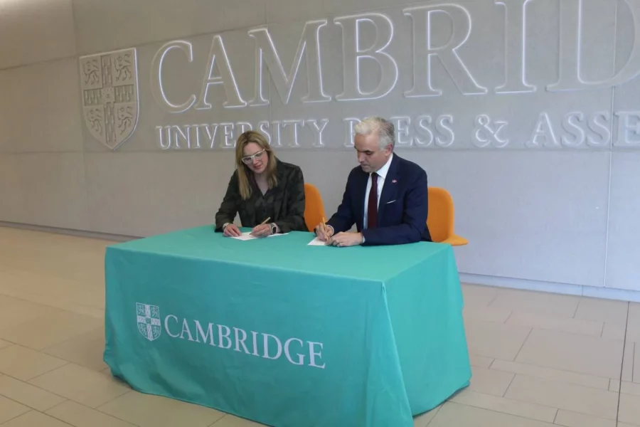 MINERD y la Universidad de Cambridge acuerdan impulsar la enseñanza del inglés en RD