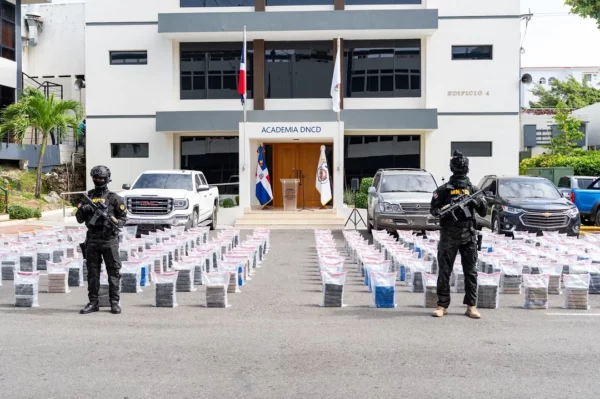 Alijo y vehículos ocupados en SPM