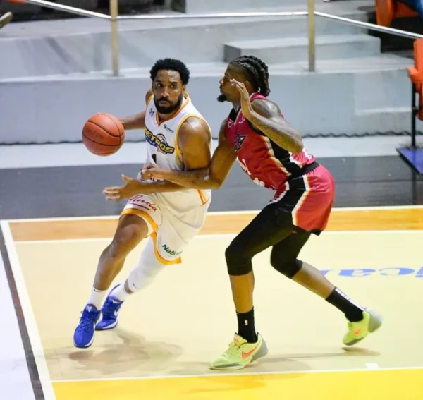Juan Guerrero vs IND 17-6