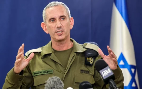 Portavoz del Ejército israelí, Effie Defrin