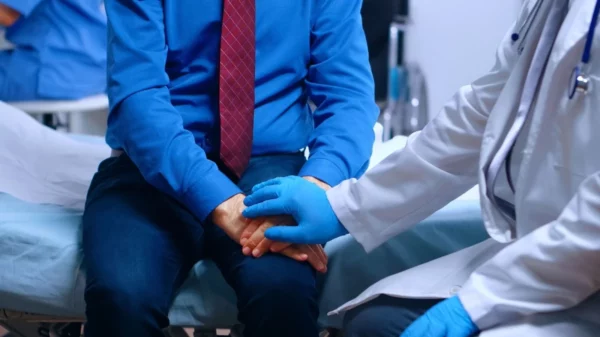 Prevalece una tendencia de evitar o retrasar la visita al médico a partir de los 40 años.