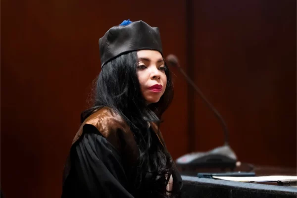 Procuradora Yeni Berenice Reynoso