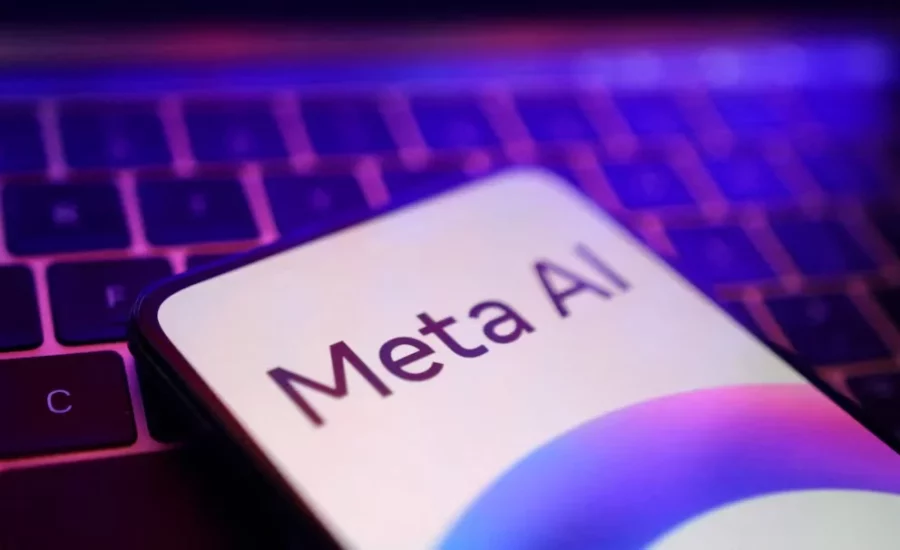 Meta AI comienza a pedir acceso a fotos privadas en Facebook mediante el círculo azul