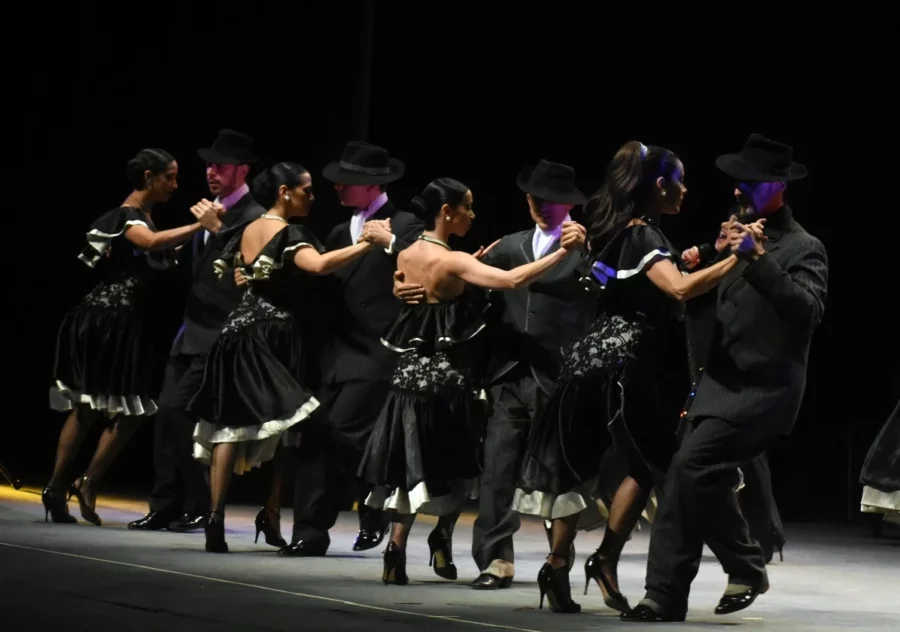 “Forever Tango” llevó magia al Teatro Nacional en este espectáculo.