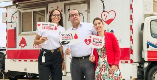 Jessica de la Rosa, Joel Pérez y Chanel Ferreiras.