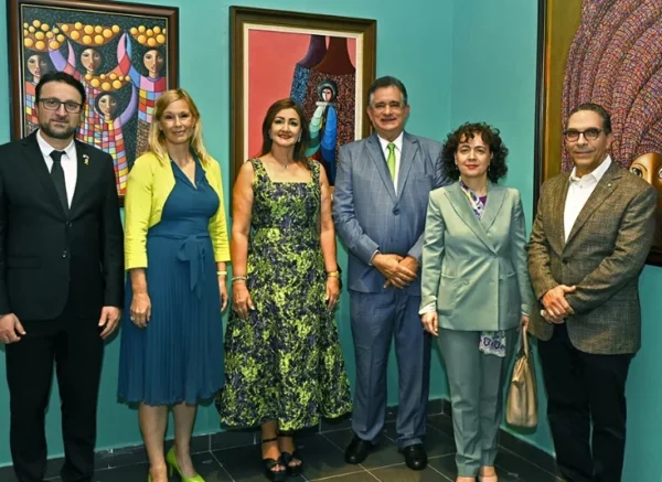 Raslan Abu Rukun, Katrin Werderman, Nancy Tavárez de Báez, Fernando Báez Guerrero, Lorea Arribalzaga y Jorge Perelló.