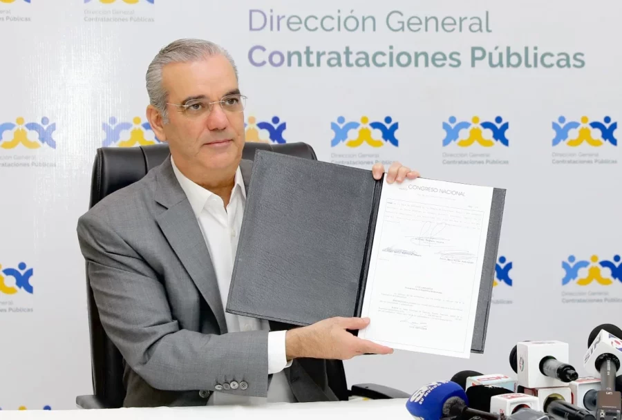 La nueva ley es una herramienta clave en la lucha contra la corrupción, según el presidente.