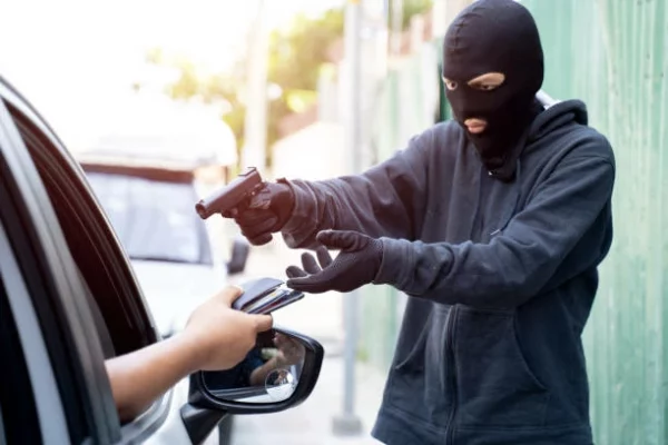 Asaltos mantienen en zozobra a residentes de Santo Domingo Este