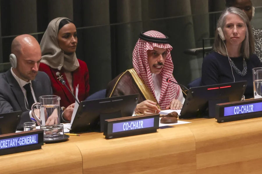 Canciller Saudí