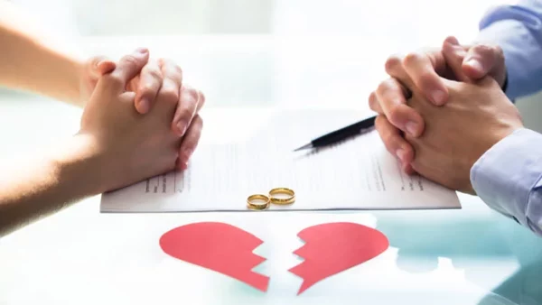 DIVORCIO DE PAREJA