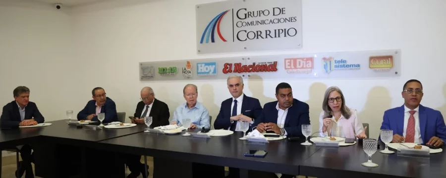 José Alfredo Corripio, Óscar Amargós, Francisco de  Óleo,  José Luis ( Pepín) Corripio, Luis   Miguel de Camps, José P. Monegro, Ancell Scheker y Roberto Herrera.  José de León
