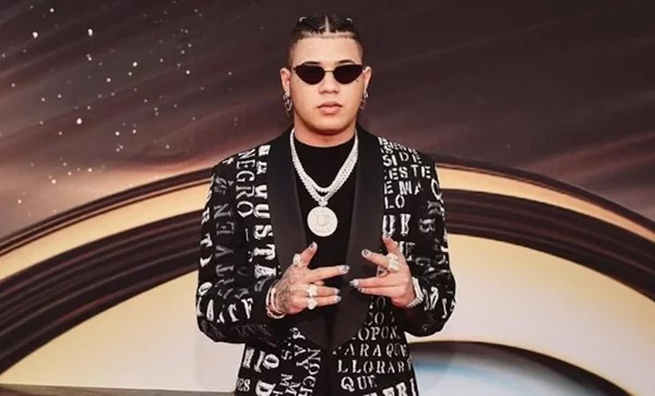 El cantante urbano Boza, de Panamá