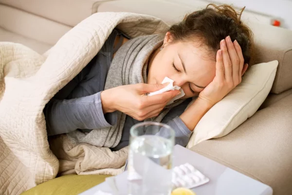 Gripe y neumonía, entre principales causas de hospitalización en febrero.