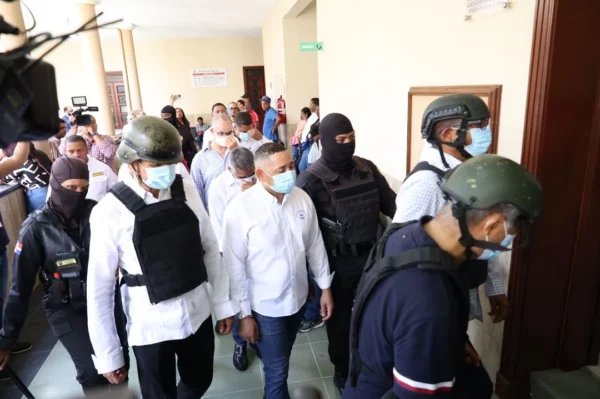 Militares y civiles implicados en el caso Lobo
