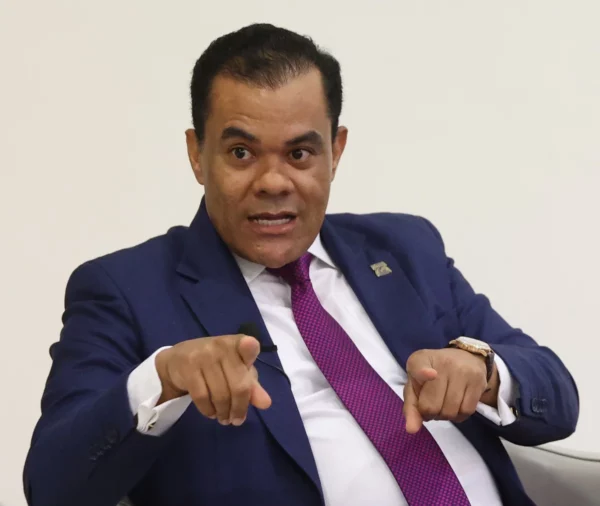 elias baez