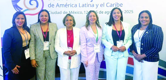 Gloria Reyes destaca la estrategia integral de protección social con enfoque de género, ciclo de vida y territorialidad.