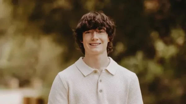 ADOLESCENTE