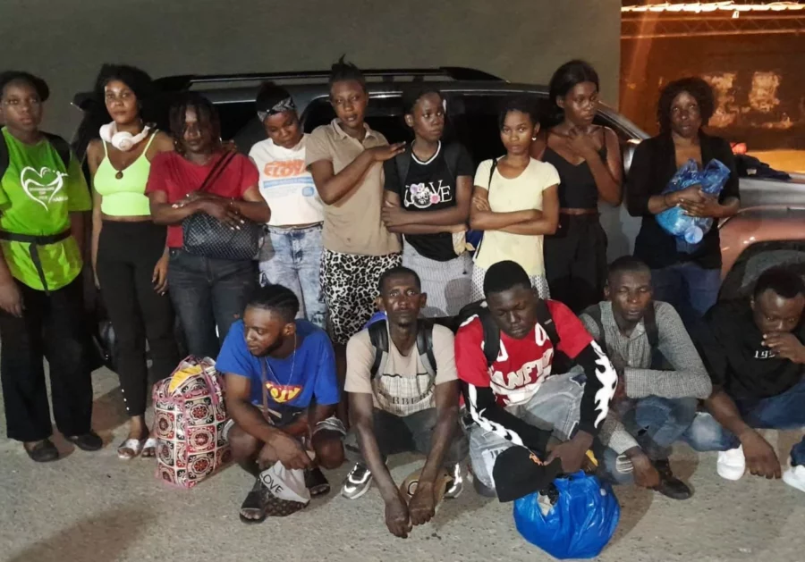 Haitianos ilegales en Mao.