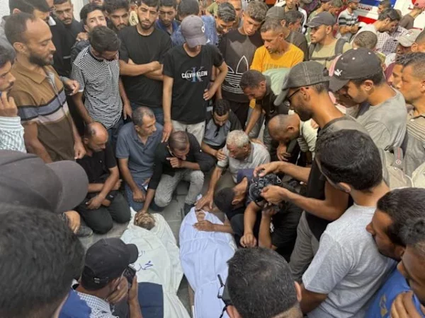 Israel mata 17 palestinos, incluidos 6 niños.