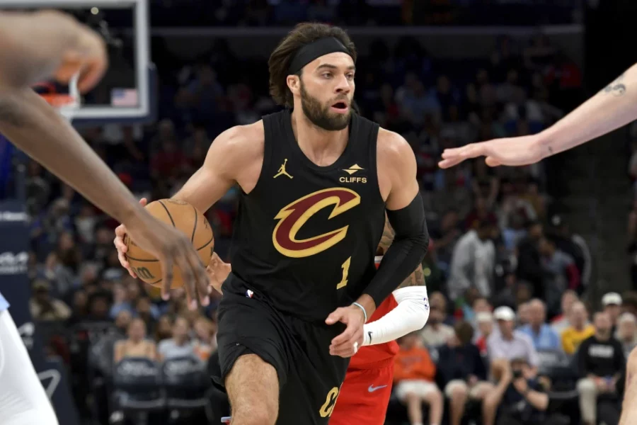 Max Strus de los Cavaliers