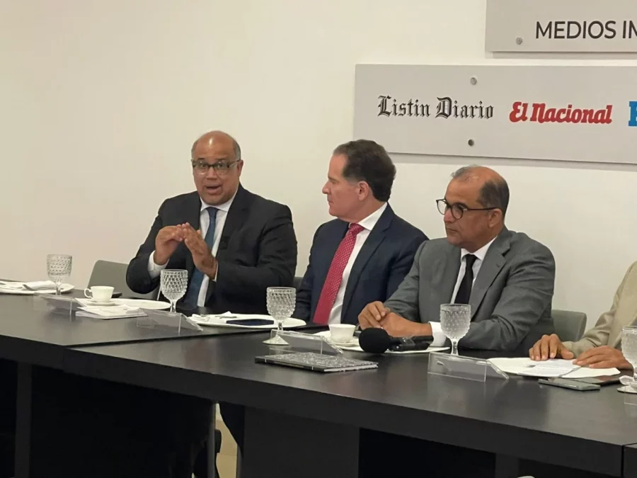 Miguel Valerio-abogados