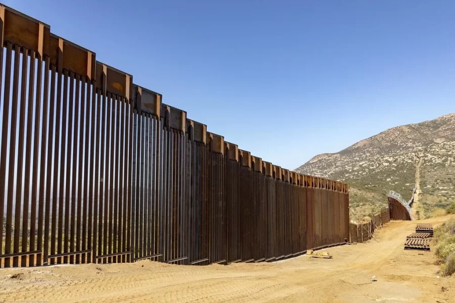 Parte del muro fronterizo de los Estados Unidos