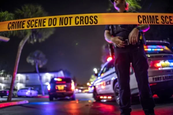 Tiroteo en club nocturno de Nueva York deja tres muertos y 11 heridos