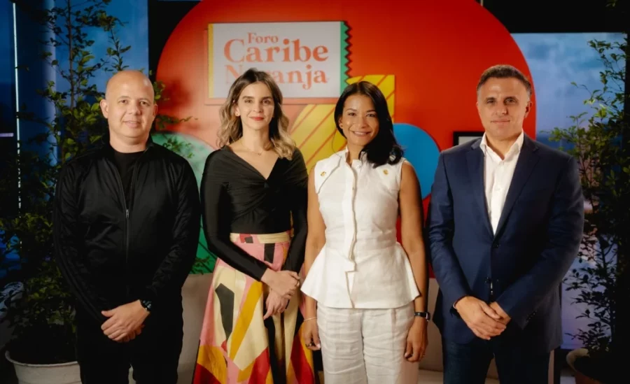 Ángel Rosario, Pamela Pitizia, Arlette Palacio y José Grateraux.