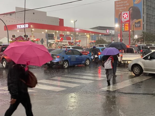 COE-alerta-reportan-inundaciones-lluvias-ráfagas de viento 3