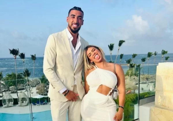 Chris Duarte junto a su esposa Sylvia Duarte
