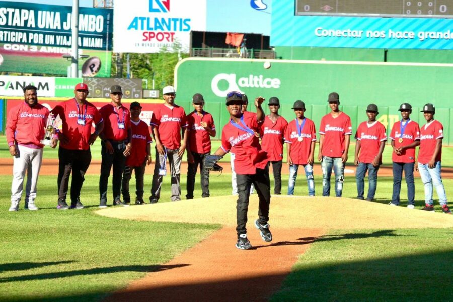 Leones-Anyelo Feliz (1)