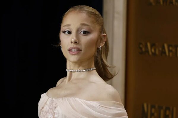 Ariana-Grande-American-Horror-Story-1