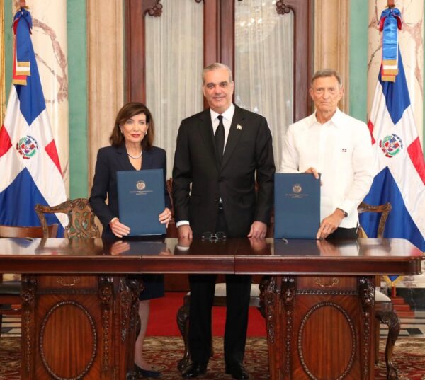 Firma acuerdo
