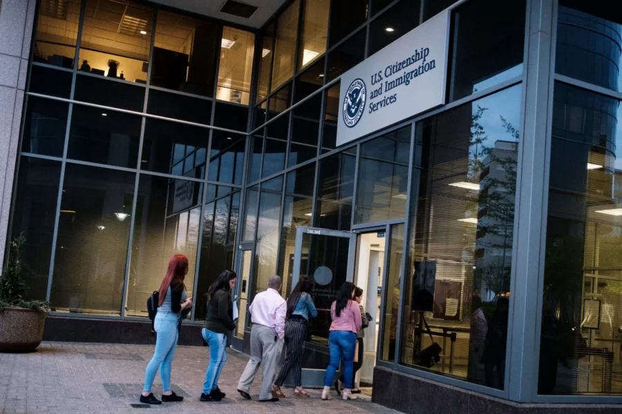 Servicio-de-Ciudadania-e-Inmigracion-de-Estados-Unidos-USCIS