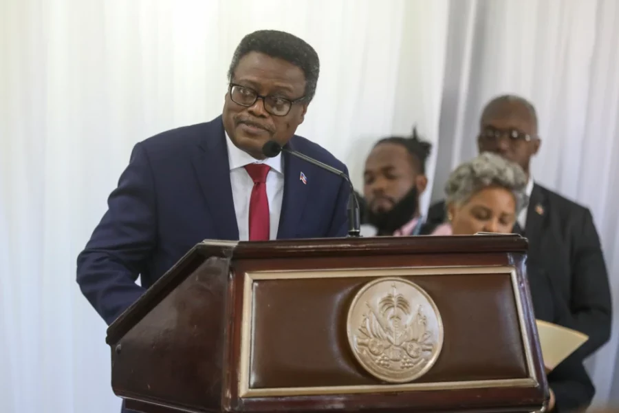 Fritz Alphonse Jean-funcionario-haitiano