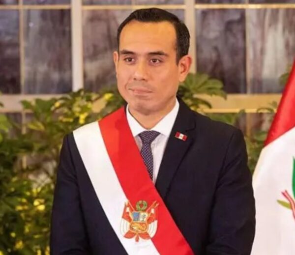 Presidente José Jerí trabaja en un plan  nacional de seguridad.