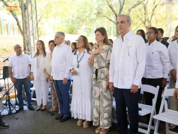 Abinader y Raquel Paña-2025