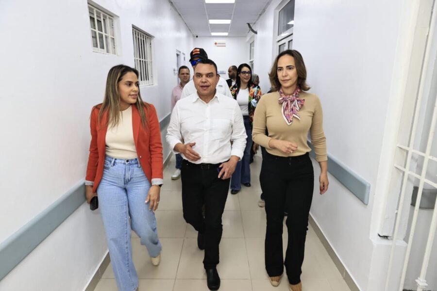 Director ejecutivo del Servicio Nacional de Salud (SNS)