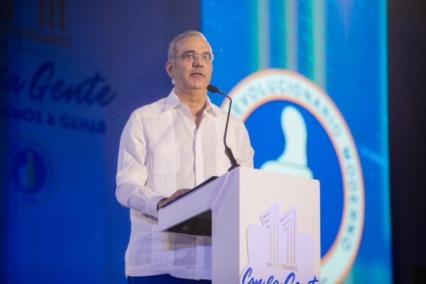 Presidente Luis Abinader con posición favorable frente a la ciudadanía según encuesta nacional, ABC Marketing.