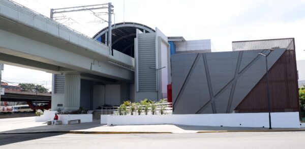 La nueva extensión del Metro permitirá un ahorro en el traslado de hasta un 60 % y cuenta con una inversión de 30,000 millones de pesos. José Francisco