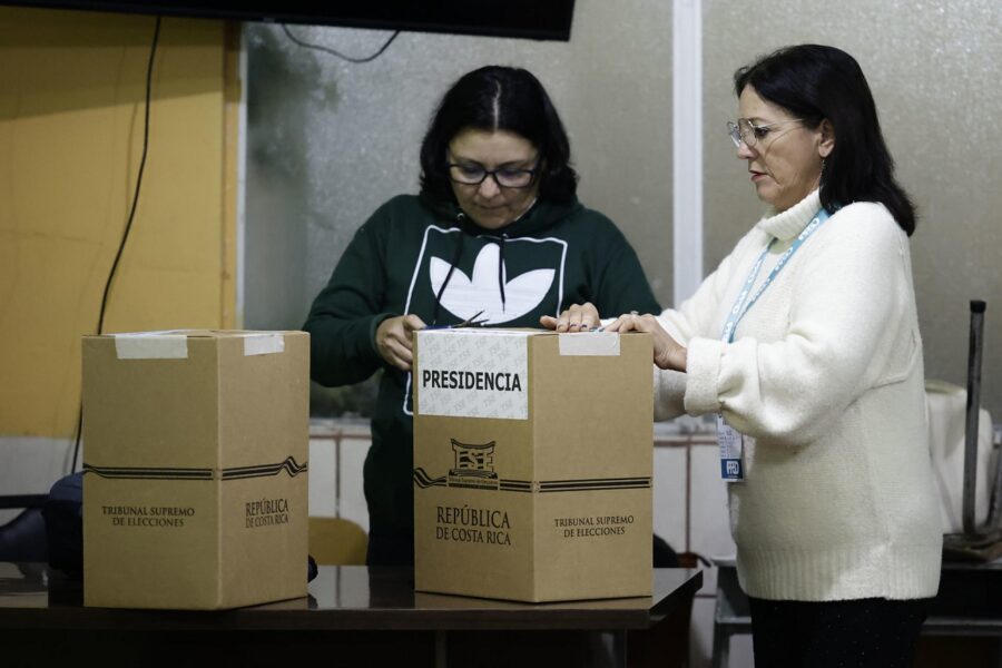 Costa Rica vota para elegir presidente tras campaña marcada por el tema de inseguridad