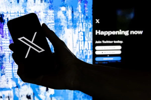 Fotografía de archivo del logotipo de X.