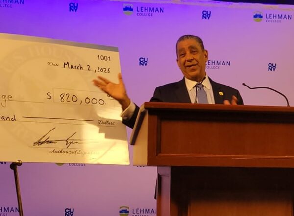 Adriano Espaillat