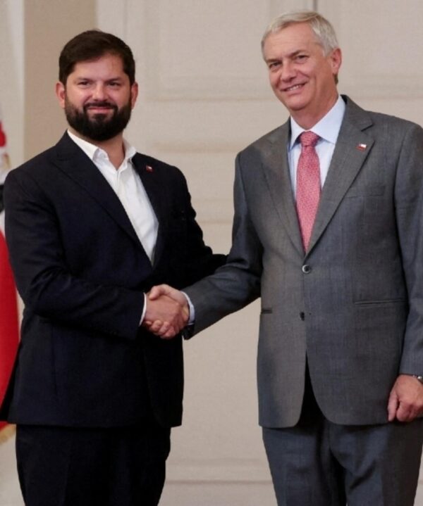 Boric y José Antonio Kast.