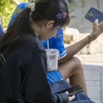 Indonesia comienza a restringir el acceso a redes sociales a los menores de 16 años