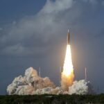 Astronautas de Artemis II despiertan en la nave Orión y orbitan la Tierra en su primer día